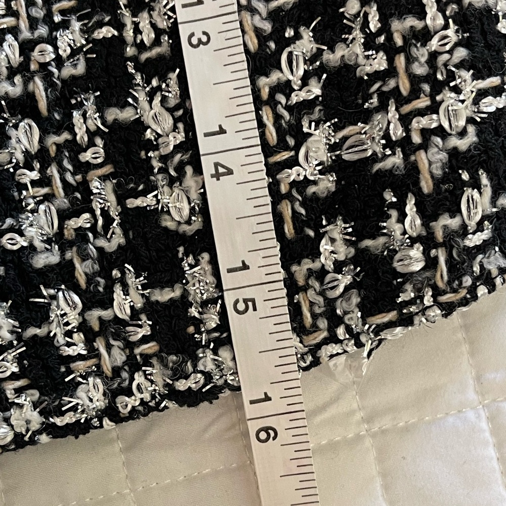 Lulus Upscale Instinct Black and Silver Tweed
Button-Front Tank Top size XS - Picture 11 of 11